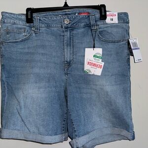 Celebrity Pink Bermuda Shorts